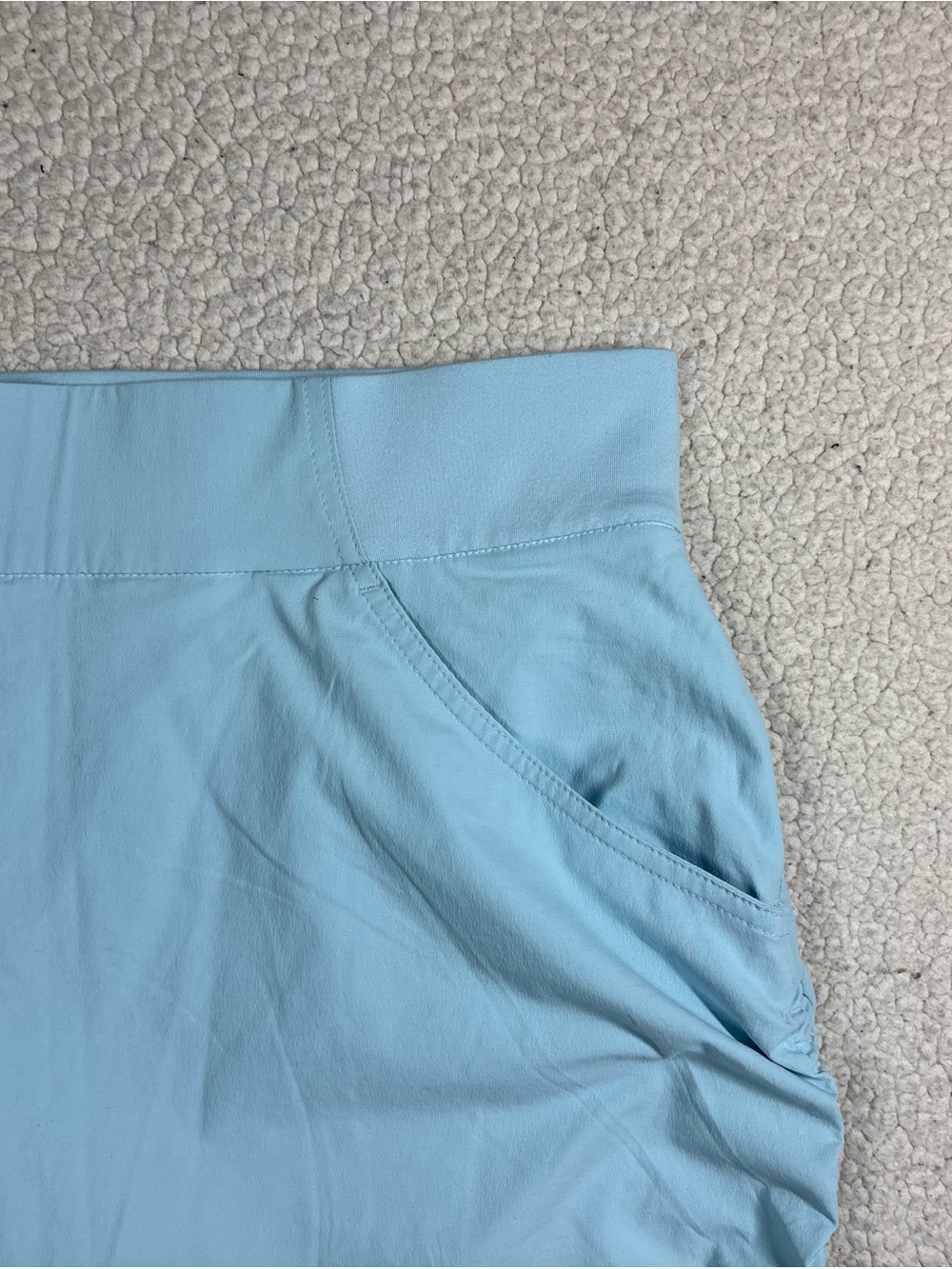 Columbia Women’s All Seasons Ruched Skort Size Medium Light Blue Omni-Shade - Picture 3 of 16